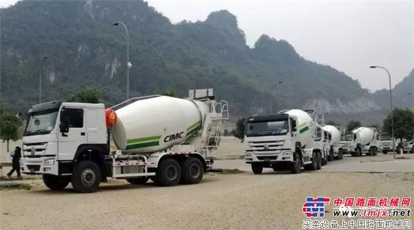 凌宇刮起海外風(fēng)，20臺攪拌車“涌向”東南亞