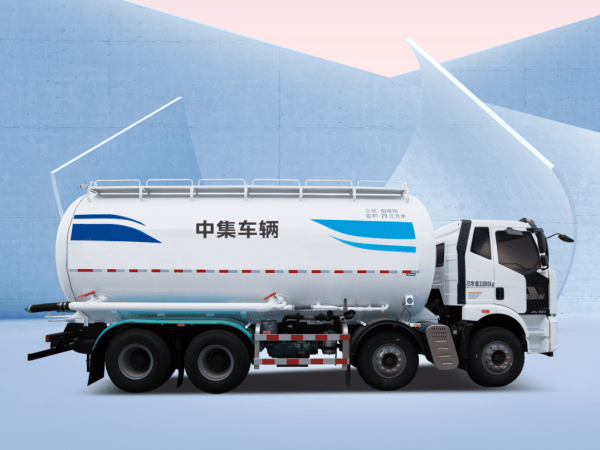 中集車輛粉罐家族實力登場，揭秘粉粒物料運輸車的"高效可靠"之道！