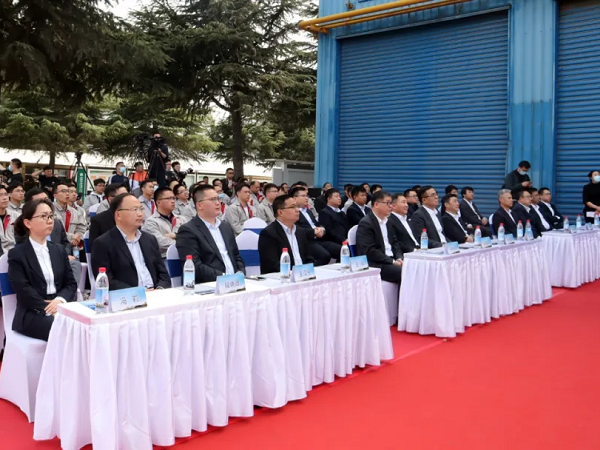 洛陽(yáng)三月花如錦，千輛發(fā)車喜煞人！一汽解放&中集凌宇直播活動(dòng)成功舉辦